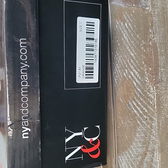 New York & Company Orange Heels - Picture 12 of 12